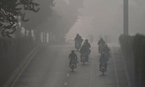 LHC orders school buses to transport students, seeks vehicle fitness policy amid smog control LHC orders school buses to transport students, seeks vehicle fitness policy amid smog control