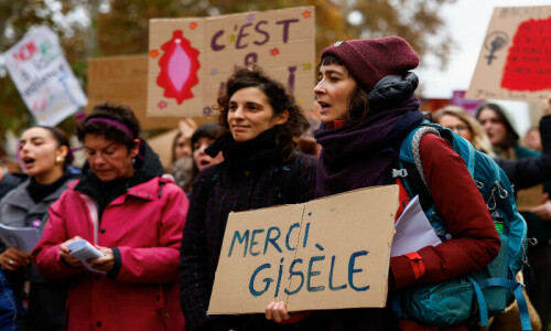 Mass rape trial sparks demonstrations across France Mass rape trial sparks demonstrations across France