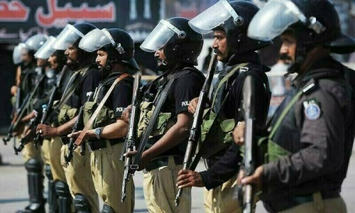 Police crackdown intensified ahead of PTI protest in Punjab