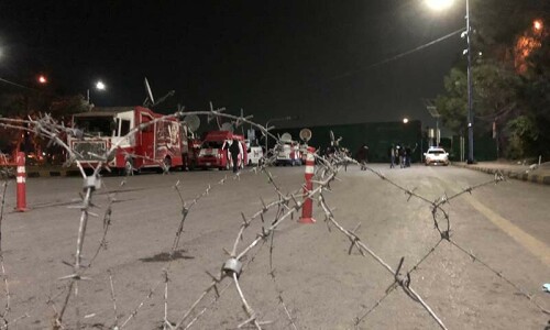PTI convoys yet to reach Islamabad for much hyped ‘final call’ protest PTI convoys yet to reach Islamabad for much hyped ‘final call’ protest