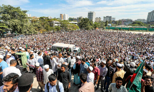 Bangladesh arrests 6 after lawyer murdered in Hindu protests