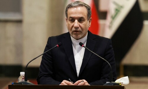 Tehran hints at ending nuclear arms ban if sanctions reimposed Tehran hints at ending nuclear arms ban if sanctions reimposed
