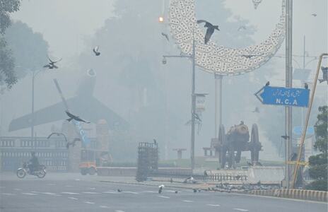 Punjab to reach out to India as Lahore chokes