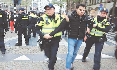 Dutch authorities scramble to protect Israeli football fans after clashes