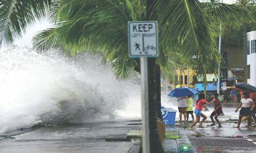 Super Typhoon Man-yi pounds Philippines