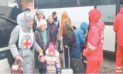 Ukraine parliament cancels session over threat of Russian attack