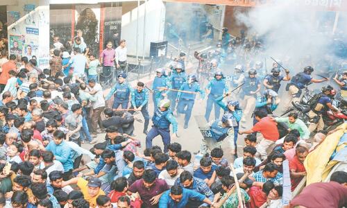 Hindus protest over leader&rsquo;s arrest in Bangladesh