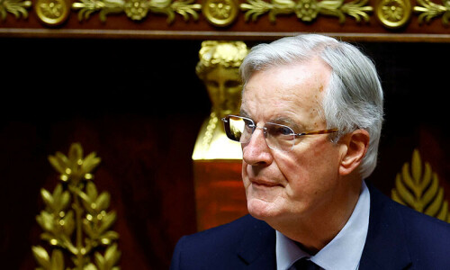 French govt faces collapse after opposition says will vote no-confidence French govt faces collapse after opposition says will vote no-confidence
