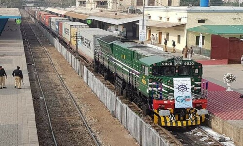Train operations in Karachi disrupted as KE, railways lock horns over dues Train operations in Karachi disrupted as KE, railways lock horns over dues