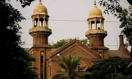 E-bus depots’ construction: Restraining order issued against tree felling in Lahore E-bus depots’ construction: Restraining order issued against tree felling in Lahore