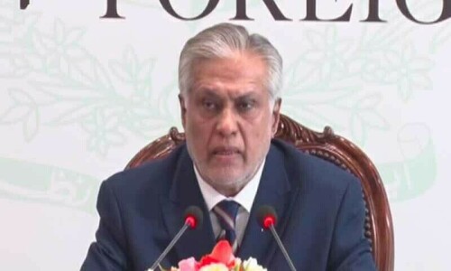 Dar briefs diplomats on situation caused by PTI protest, reaffirms Red Zone’s security Dar briefs diplomats on situation caused by PTI protest, reaffirms Red Zone’s security