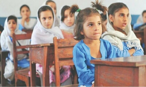 Girls’ education our top priority: KP CM Girls’ education our top priority: KP CM