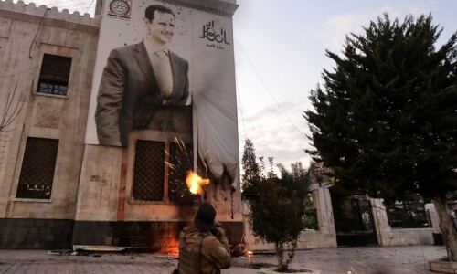 Syria rebel leader says goal is to overthrow President Assad