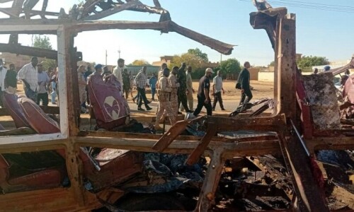 Fierce strikes leave 176 dead in Sudan Fierce strikes leave 176 dead in Sudan
