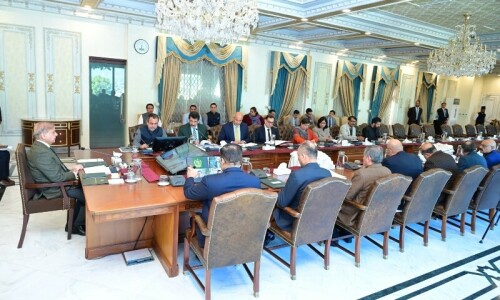 PM orders further reduction of electricity prices, stresses priority on low-cost power projects PM orders further reduction of electricity prices, stresses priority on low-cost power projects
