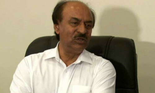 Don&rsquo;t talk about cutting provinces&rsquo; NFC share, PPP&rsquo;s Khuhro tells finance minister