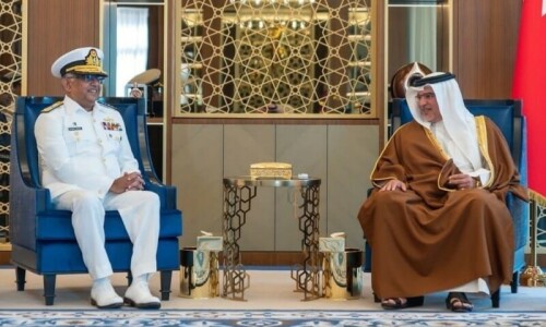 Naval chief meets Bahrain’s top civil, military leadership Naval chief meets Bahrain’s top civil, military leadership