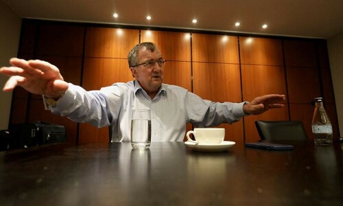 Barrick Gold seeks arbitration over Mali mine dispute Barrick Gold seeks arbitration over Mali mine dispute