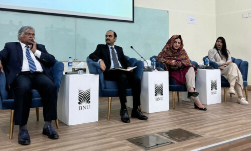 Experts urge action to break link between unhealthy food, non-communicable diseases and poverty Experts urge action to break link between unhealthy food, non-communicable diseases and poverty