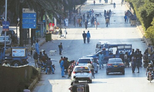 Protests by MWM enter fourth day as roadblocks compound Karachi’s traffic woes Protests by MWM enter fourth day as roadblocks compound Karachi’s traffic woes