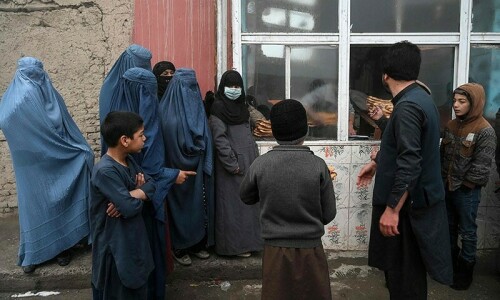 Taliban leader bans windows overlooking women&rsquo;s areas