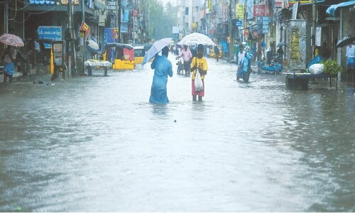 Cyclone makes landfall in India&rsquo;s south