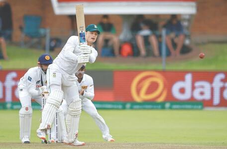 Rickelton scores maiden ton as South Africa reach 269-7 against SL
