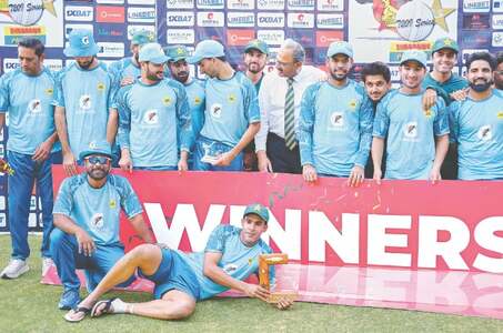 Zimbabwe pip Pakistan in T20 thriller for consolation win Zimbabwe pip Pakistan in T20 thriller for consolation win