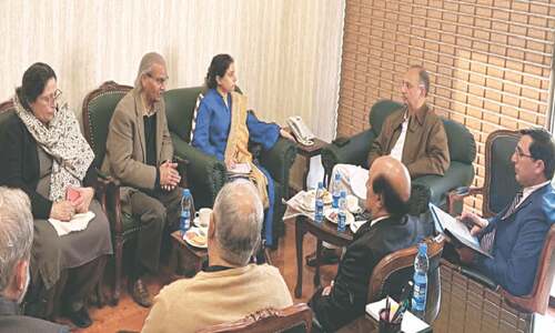 Offer for talks met with derision by govt: PTI Offer for talks met with derision by govt: PTI