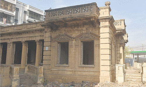 Govt wakes up to partial demolition of heritage building