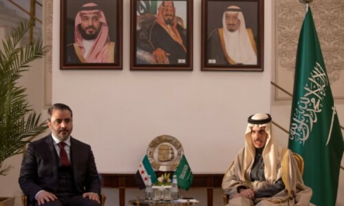 Syria to include all sectors in new government: FM