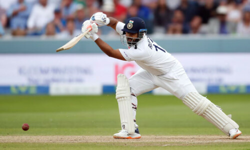 Pant leads India&rsquo;s  fightback in Sydney