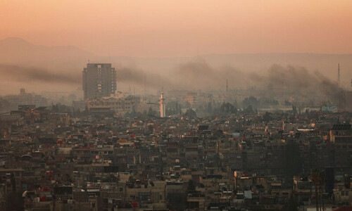 Monitor reports blasts at arms depots near Damascus Monitor reports blasts at arms depots near Damascus