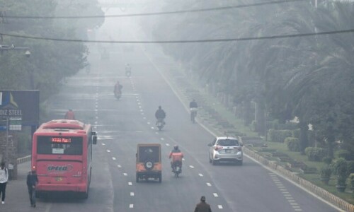 Punjab plans water sprinkler system to tackle Lahore&rsquo;s pollution