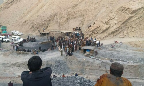 4 bodies recovered, search continues for 8 others after mine explosion leaves workers trapped near Quetta 4 bodies recovered, search continues for 8 others after mine explosion leaves workers trapped near Quetta