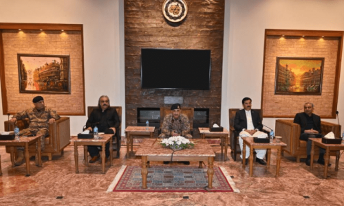 Politicos stress need for security talks with Kabul