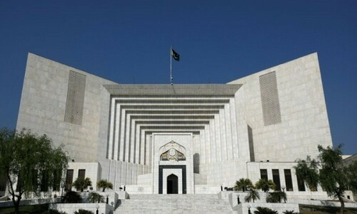 Larger bench allows SC official’s appeal in contempt case Larger bench allows SC official’s appeal in contempt case