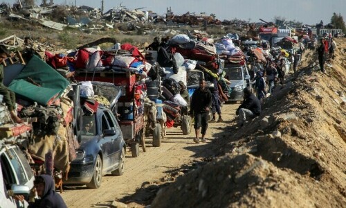 Joy turns to despair as Gaza returnees struggle to settle