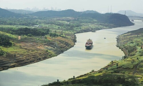 Panama leader rules out talks with US over canal&rsquo;s future