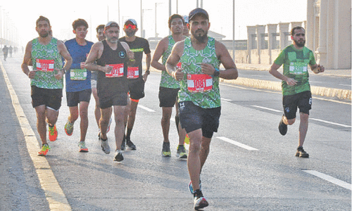 Israr wins second edition of Karachi Marathon Israr wins second edition of Karachi Marathon