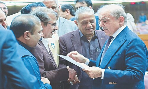 PM Shehbaz&rsquo;s presence fails to quell noisy protest in NA