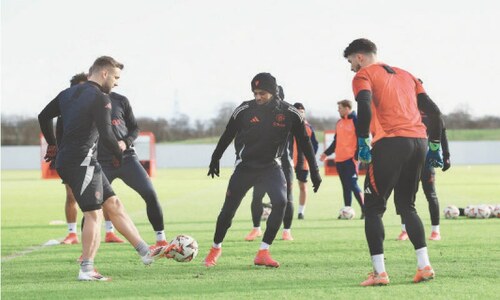 United, Spurs seek Europa last 16 and much-needed rest