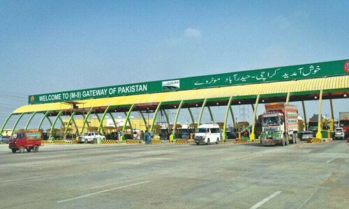 Vehicles without M-Tag to pay extra 25pc toll tax Vehicles without M-Tag to pay extra 25pc toll tax