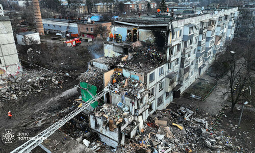 Russia and Ukraine trade blame for attack on Kursk school