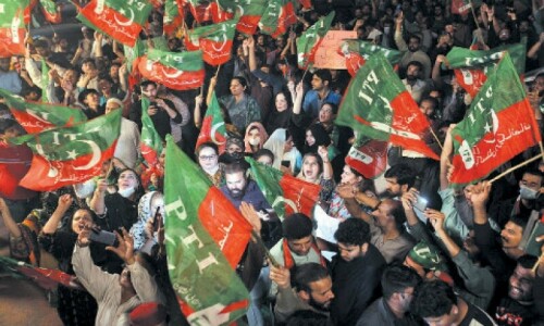 PTI moves LHC to seek permission for Lahore rally