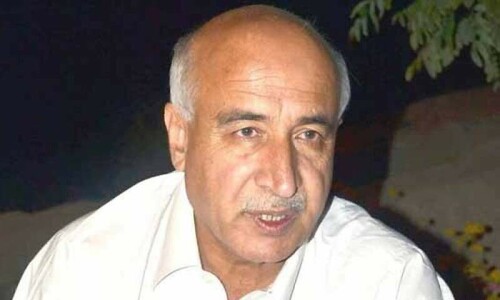 Ex-CM Balochistan calls for performance review of govt departments
