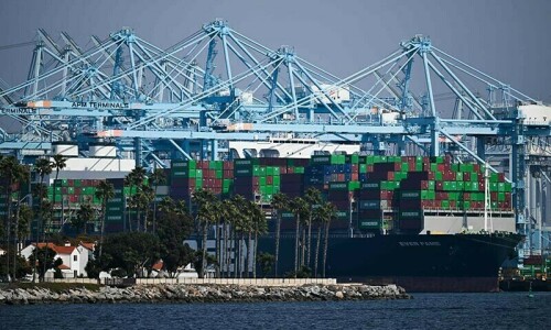 US trade gap swells as Trump renews scrutiny of deficits US trade gap swells as Trump renews scrutiny of deficits