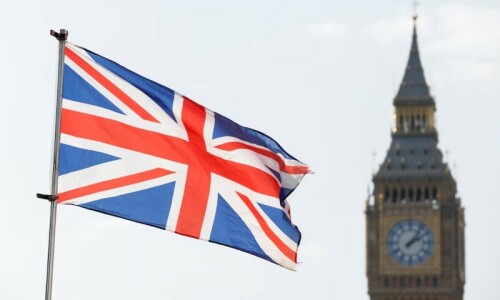 Britain won&rsquo;t grant citizenship to paperless migrants