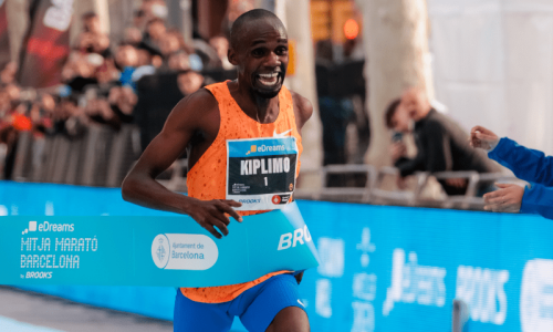 Kiplimo smashes half-marathon world record Kiplimo smashes half-marathon world record
