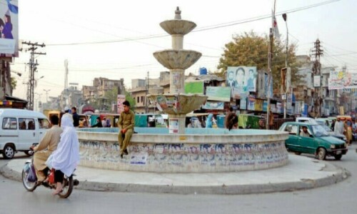 Rawalpindi’s Raja Bazaar traders demand reopening of road Rawalpindi’s Raja Bazaar traders demand reopening of road